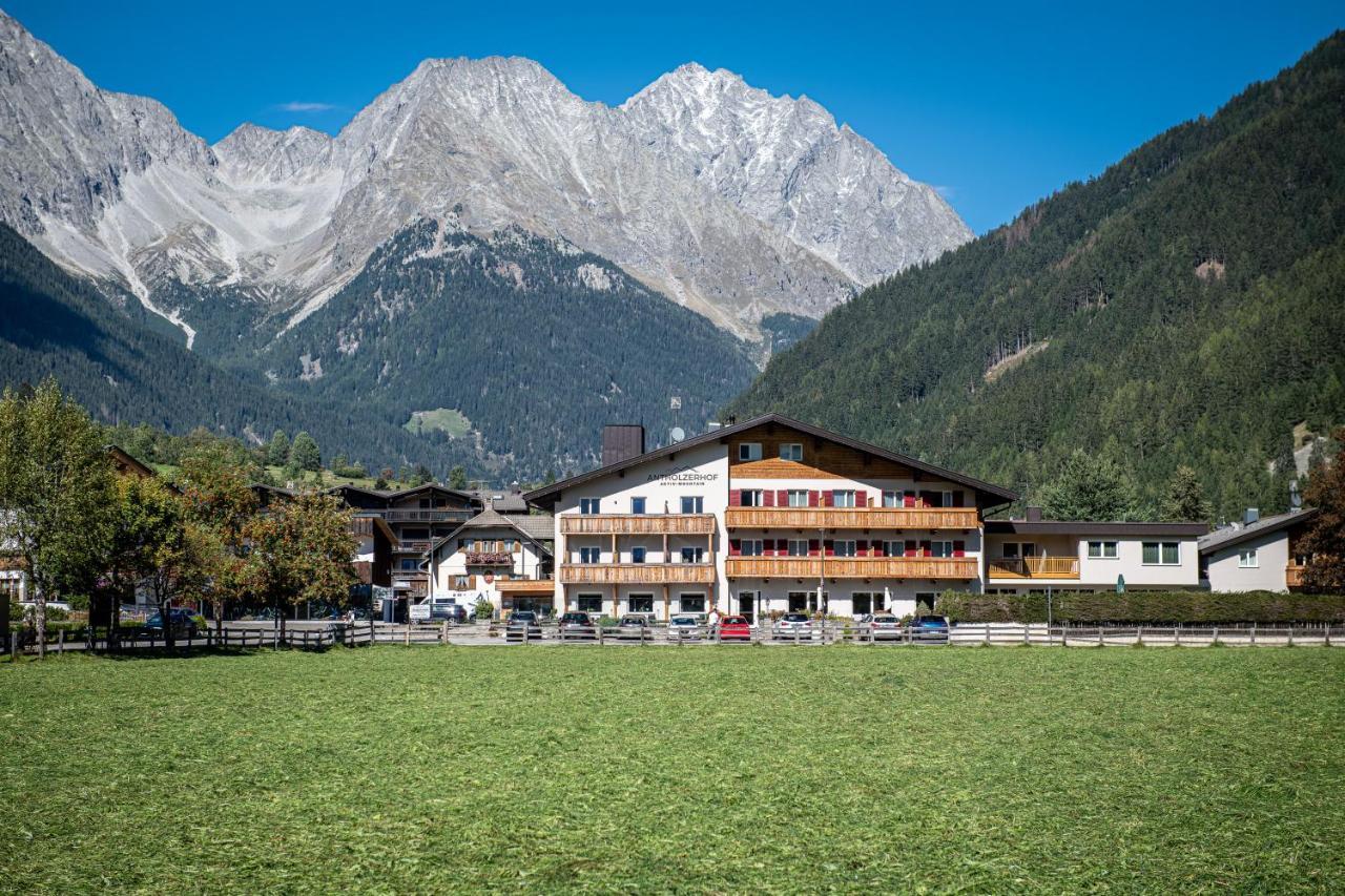 Hotel Antholzerhof ภายนอก รูปภาพ